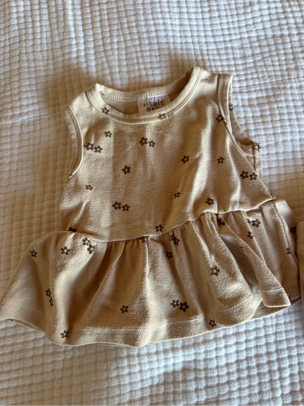 Mebie Baby Mini Set - Beige Floral Baby Tank Top & Bloomers
